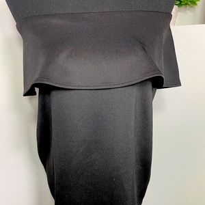 Lori Michaels Collection Black Women's Ruffled Sleeveless Shirt